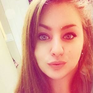 Meet your Posher, Rebecca